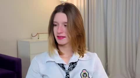 fellissamissa online show from September 2025 04:03:01 AM