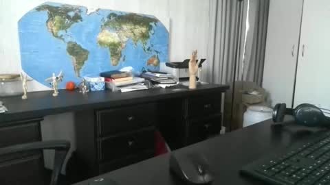 femdomsubby online show from December 2024 08:45:02 AM