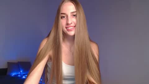 Snapshot of femkedejager chatting on December 2024 08:42:02 PM Femke online show from December 2024 08:42:02 PM