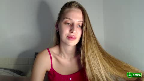 Snapshot of femkedejager chatting on September 2025 08:21:01 PM Femke online show from September 2025 08:21:01 PM