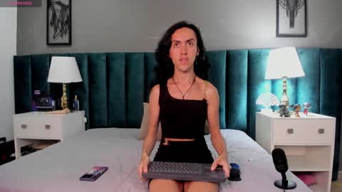 Karol online show from January 2025 07:07:02 PM