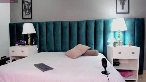 Karol online show from January 2025 03:29:02 PM