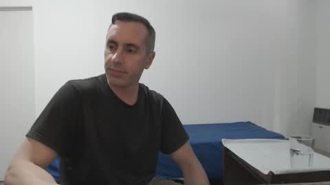 Snapshot of fer797 chatting on December 2024 09:33:01 AM Fernando online show from December 2024 09:33:01 AM