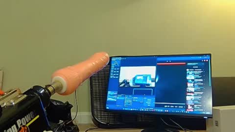 Snapshot of feralasf chatting on October 2025 06:43:01 AM FE fee online show from October 2025 06:43:01 AM