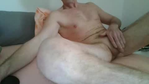 fergi1999 online show from March 2025 02:34:01 PM