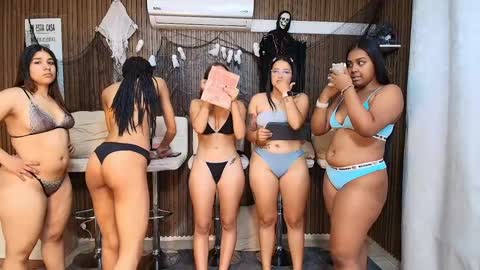 Snapshot of fetishcouples chatting on October 2025 11:50:01 AM alice and samm online show from October 2025 11:50:01 AM