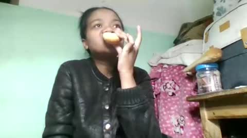 Snapshot of fetranialdy chatting on October 2025 04:21:02 AM fetranialdy online show from October 2025 04:21:02 AM