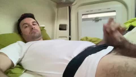 Snapshot of fhritp9985 chatting on January 2025 06:43:02 AM fhritp9985 online show from January 2025 06:43:02 AM