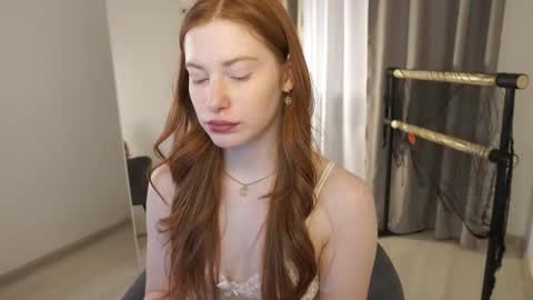 Snapshot of fiamoor chatting on November 2025 10:50:02 AM Fia online show from November 2025 10:50:02 AM