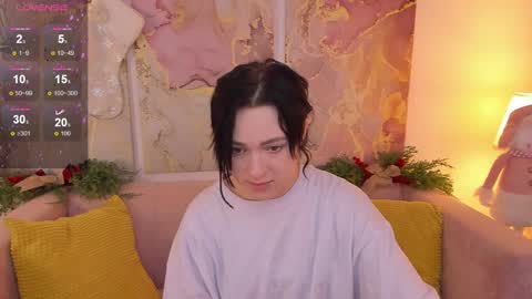 fiamoory online show from December 2024 04:41:02 AM