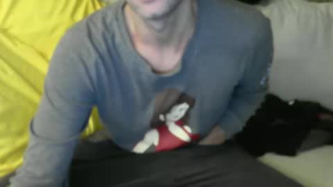 Snapshot of fidelio89 chatting on October 2025 07:57:02 PM Fid online show from October 2025 07:57:02 PM