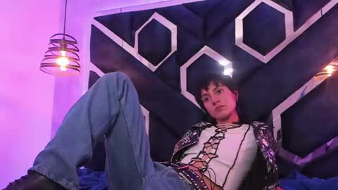 Snapshot of fieramadame chatting on January 2025 06:04:02 PM online show from January 2025 06:04:02 PM