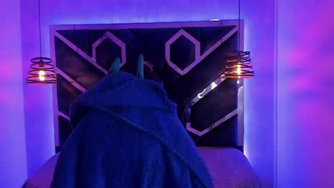 Snapshot of fieramadame chatting on January 2025 12:14:01 PM online show from January 2025 12:14:01 PM