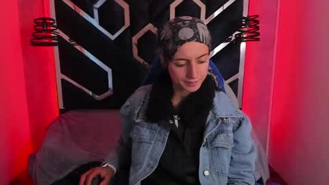 Snapshot of fieramadame chatting on January 2025 12:26:01 PM online show from January 2025 12:26:01 PM