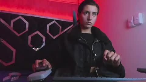 Snapshot of fieramadame chatting on January 2025 03:10:01 PM online show from January 2025 03:10:01 PM