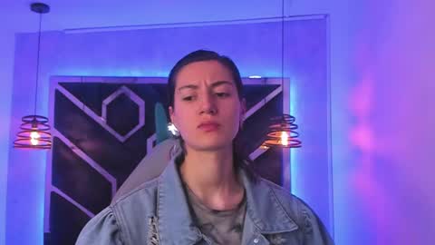 Snapshot of fieramadame chatting on January 2025 12:10:01 PM online show from January 2025 12:10:01 PM