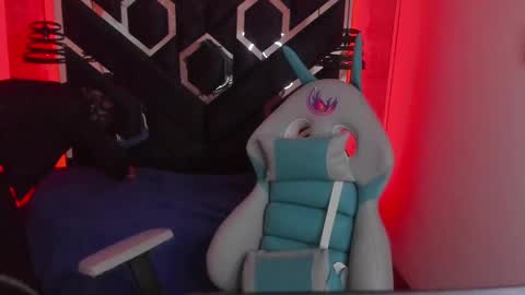 Snapshot of fieramadame chatting on January 2025 12:06:01 PM online show from January 2025 12:06:01 PM