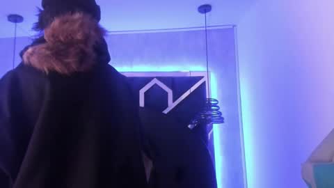 Snapshot of fieramadame chatting on March 2025 06:19:02 PM online show from March 2025 06:19:02 PM