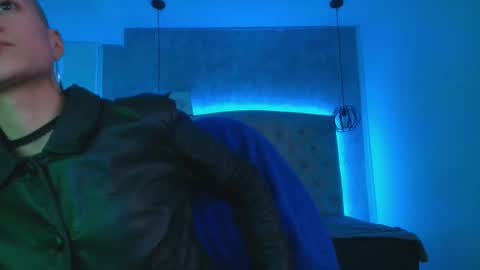 Snapshot of fieramadame chatting on October 2025 11:52:02 AM online show from October 2025 11:52:02 AM