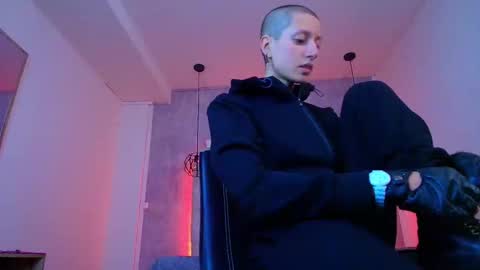 Snapshot of fieramadame chatting on October 2025 11:42:02 AM online show from October 2025 11:42:02 AM