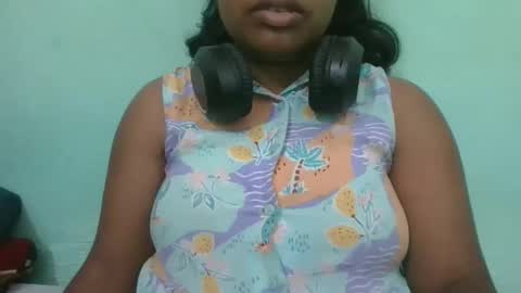 Snapshot of fifaalydia chatting on October 2025 07:13:02 PM fifaalydia online show from October 2025 07:13:02 PM