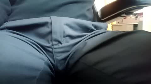 Snapshot of fifi010203 chatting on October 2025 12:06:01 PM fifi010203 online show from October 2025 12:06:01 PM