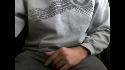 Snapshot of fifi010203 chatting on November 2025 06:02:02 AM fifi010203 online show from November 2025 06:02:02 AM