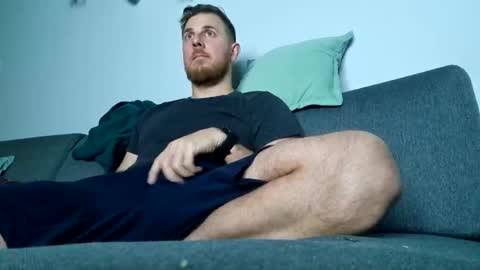 fiolkamil online show from November 2025 07:46:02 PM