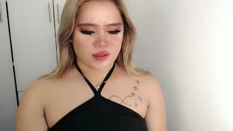 Snapshot of filipina_slutty69xxx chatting on October 2025 01:27:02 AM Angela DONT FORGET TO FOLLOW AND GIVE ME APPRECIATION online show from October 2025 01:27:02 AM