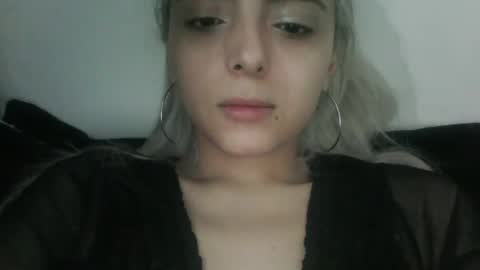 finnky1 online show from December 2024 12:06:01 PM