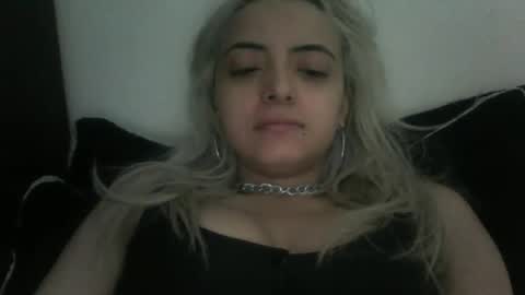 finnky1 online show from December 2024 06:44:01 AM