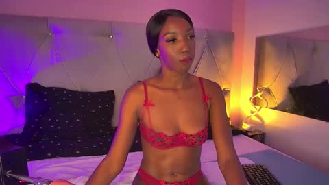 Snapshot of fiorelalenin chatting on September 2025 12:43:02 PM Fiorela Lenin online show from September 2025 12:43:02 PM