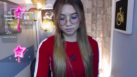 Fiorellaa online show from October 2025 03:22:02 PM