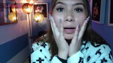 Fiorellaa online show from November 2025 03:02:01 PM