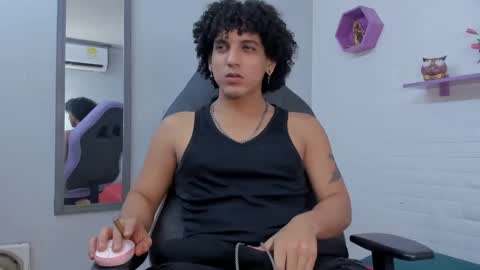Snapshot of fire_boy69 chatting on September 2025 09:27:01 PM fire_boy69 online show from September 2025 09:27:01 PM