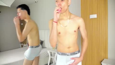 Nicolas online show from November 2025 12:59:02 PM