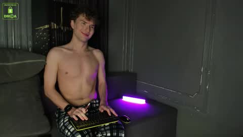 Snapshot of firevein chatting on October 2025 10:25:01 AM Sexy Tony online show from October 2025 10:25:01 AM