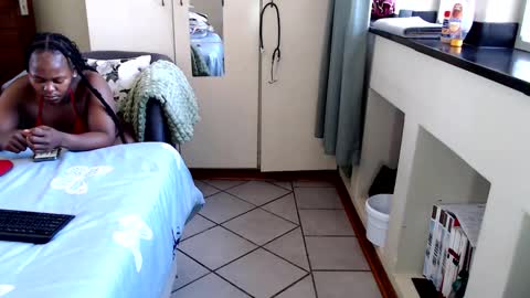 Snapshot of fitblair66_ chatting on October 2025 08:12:01 AM fitblair66_ online show from October 2025 08:12:01 AM