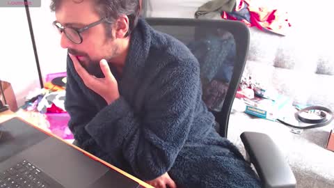 Snapshot of fizz6572 chatting on November 2025 09:42:02 AM fizz6572 online show from November 2025 09:42:02 AM