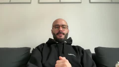 Snapshot of fla85 chatting on February 2025 11:29:02 AM Fla is short for Flavio online show from February 2025 11:29:02 AM