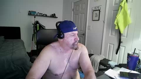 Florida guy online show from February 2025 08:10:01 PM
