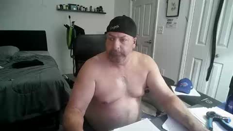 Florida guy online show from October 2025 05:02:02 AM