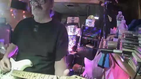 flamingfartguy online show from September 2025 07:04:01 PM