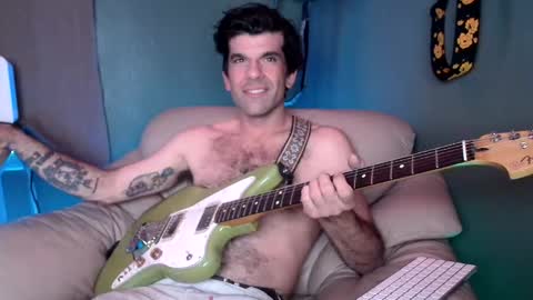 Snapshot of flanneldong chatting on September 2025 12:01:02 AM Flannel Dong online show from September 2025 12:01:02 AM