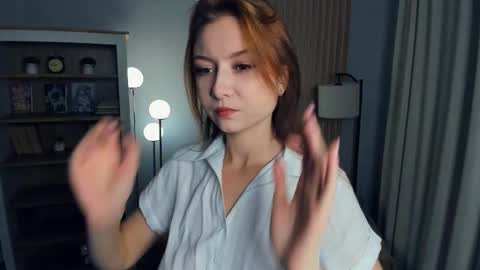 Snapshot of flawfull chatting on October 2025 06:12:01 AM Cheryl 3 online show from October 2025 06:12:01 AM