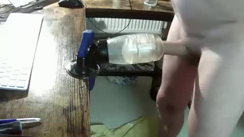 Snapshot of fleshlight4246 chatting on January 2025 03:18:02 PM UK Fleshlight Fucker online show from January 2025 03:18:02 PM