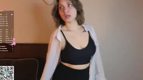 Snapshot of flirtbubble chatting on October 2025 08:19:02 PM Doloras online show from October 2025 08:19:02 PM