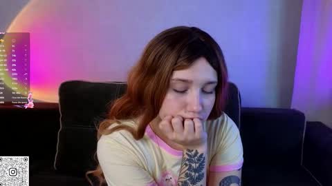 Snapshot of flirtbubble chatting on October 2025 08:29:02 PM Doloras online show from October 2025 08:29:02 PM