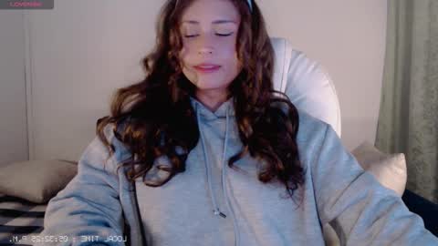 flor3citarockera online show from October 2025 10:31:01 PM