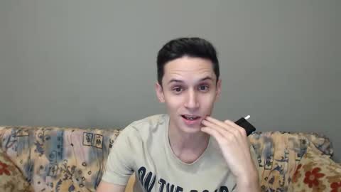 Snapshot of florecharming chatting on November 2025 06:41:02 PM Flore online show from November 2025 06:41:02 PM